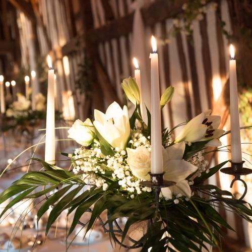 Photo de mariage décoration et détails à la Grange d'Espins