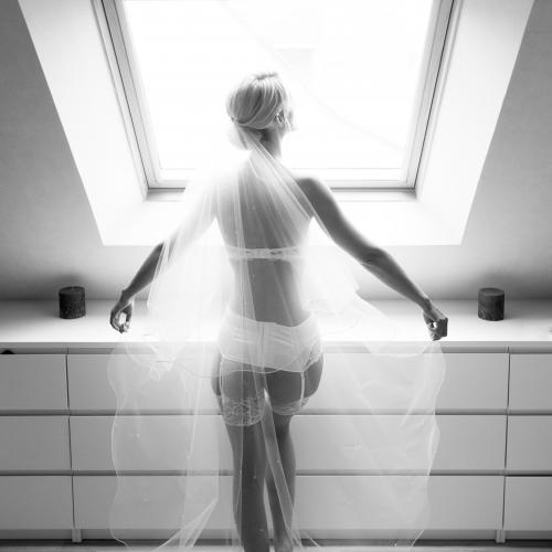 Photo de mariage boudoir préparatifs à Caen