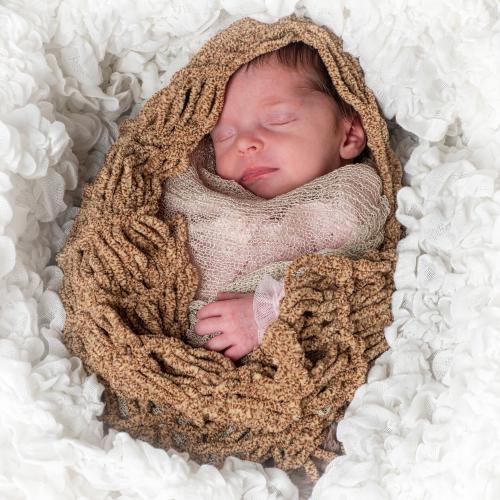 Portrait de bébé en studio à Saint Martin de Fontenay